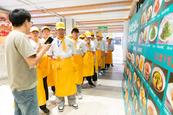 校企聯動拓視野，實踐賦能促就業——西安新東方烹飪技工學校組織中餐學子探店西安餐飲名企
