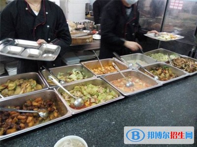 西安電力專修學院宿舍條件及校園餐飲管理概況